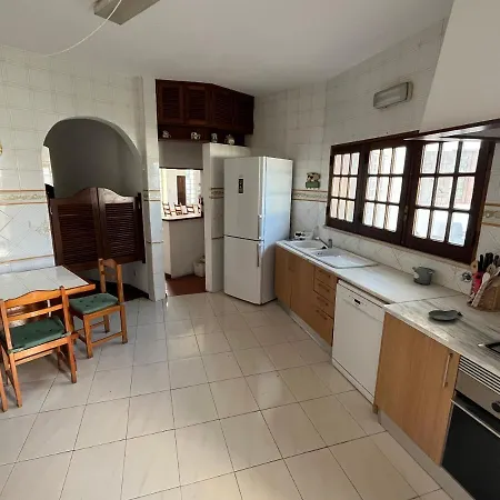 Villa Near & Lisbon Corroios