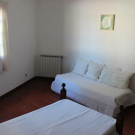 Villa Near & Lisbon