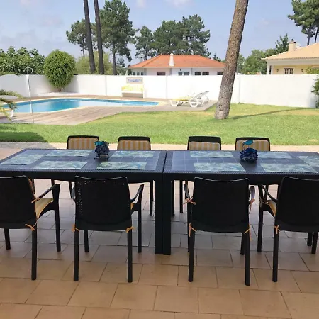Near & Lisbon Villa