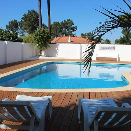 Near & Lisbon Villa
