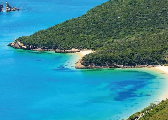 Near & Lisbon Corroios